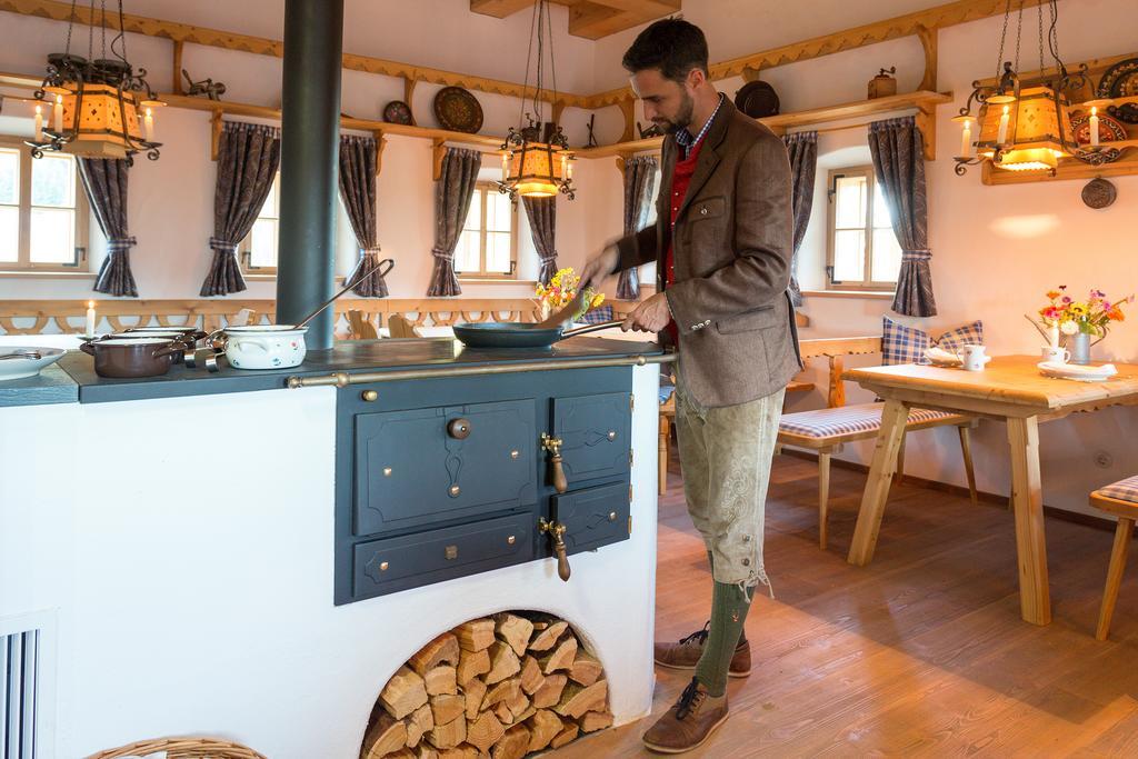Almdorf Seinerzeit Hotel Wiedweg Екстериор снимка