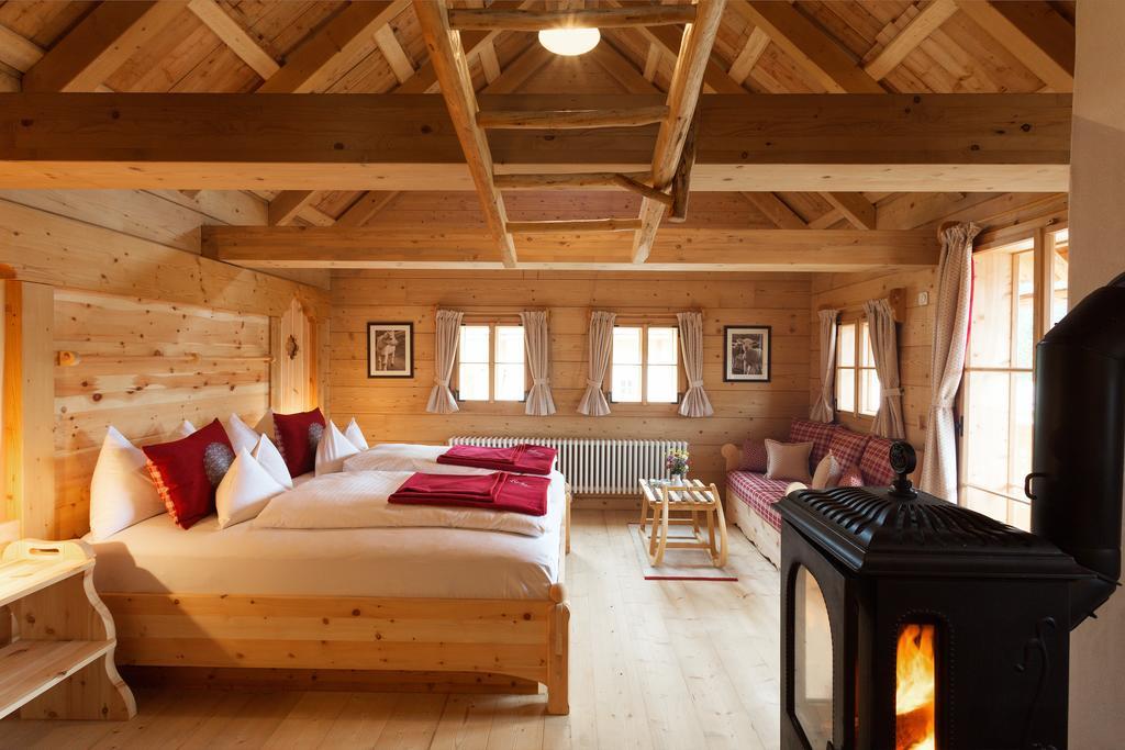Almdorf Seinerzeit Hotel Wiedweg Екстериор снимка