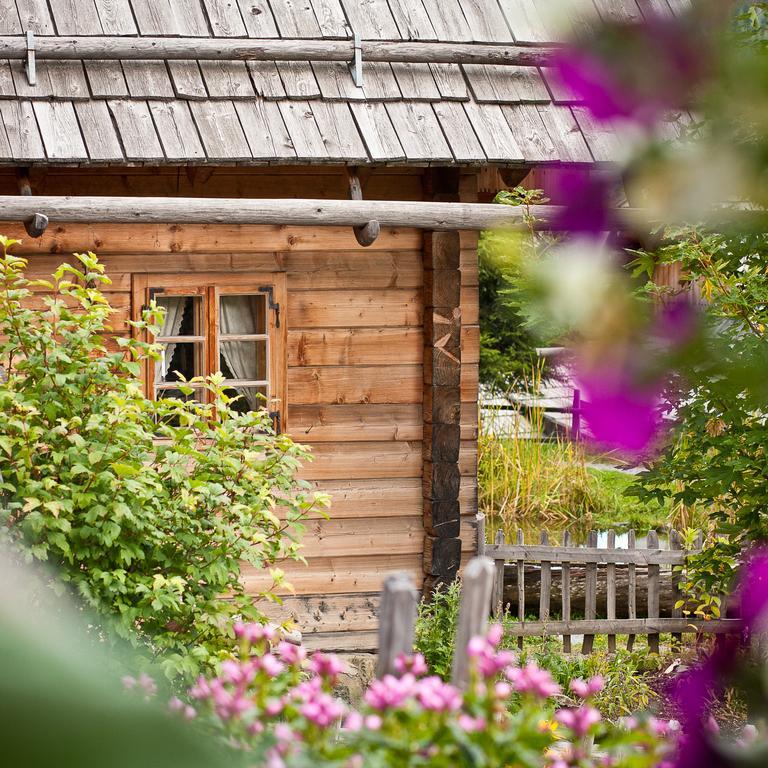 Almdorf Seinerzeit Hotel Wiedweg Екстериор снимка