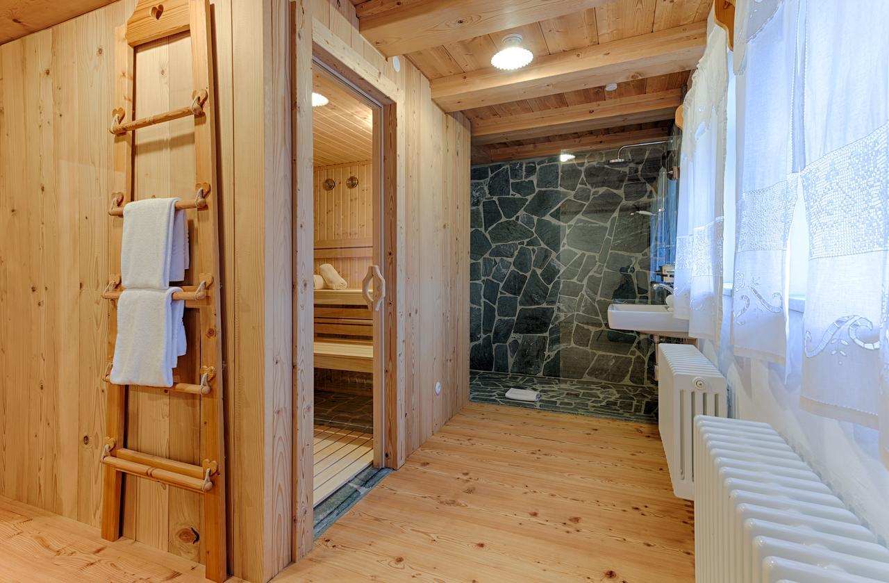 Almdorf Seinerzeit Hotel Wiedweg Екстериор снимка