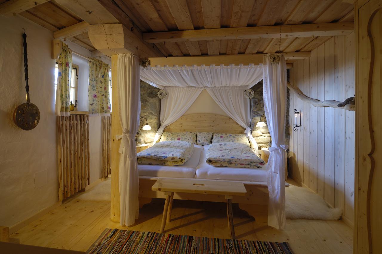 Almdorf Seinerzeit Hotel Wiedweg Екстериор снимка