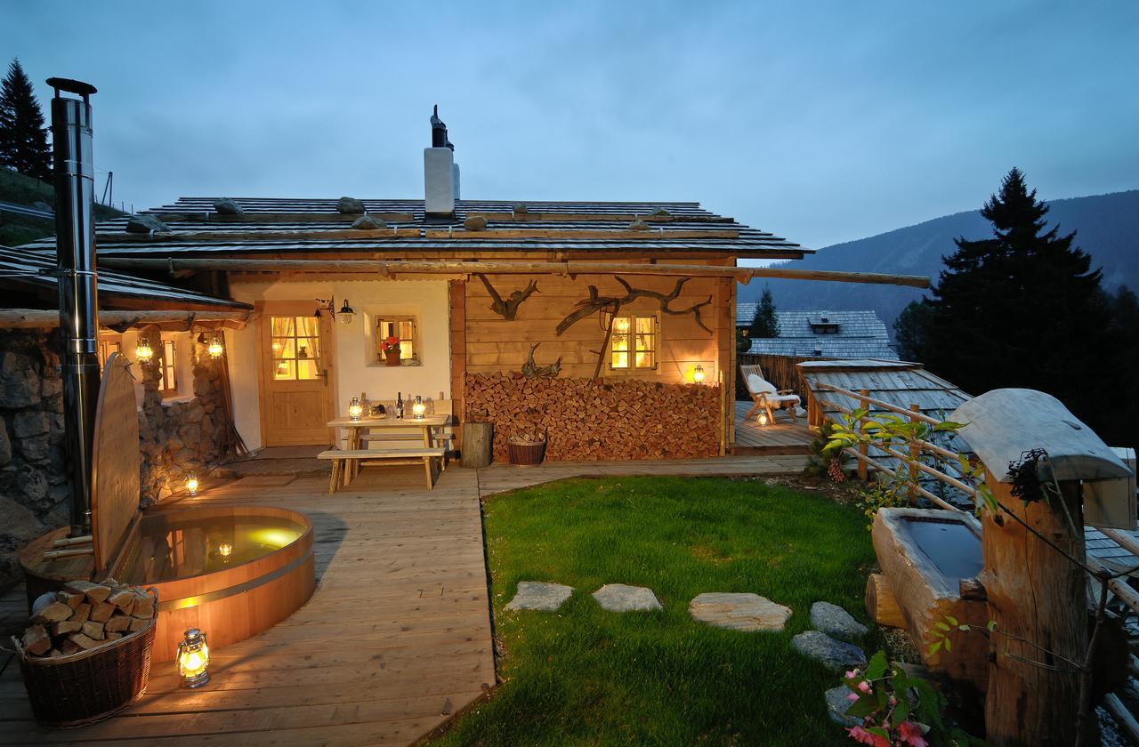 Almdorf Seinerzeit Hotel Wiedweg Екстериор снимка